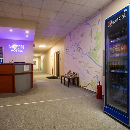 Moon Albergue