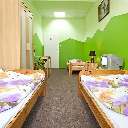 Hostel Moon